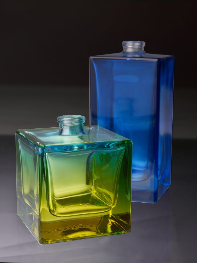 Laquage bouteille parfum en verre Devcos